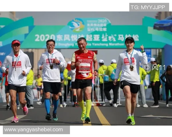 西安攀岩队在马拉松大满贯中的团队协作表现精彩点评与分析